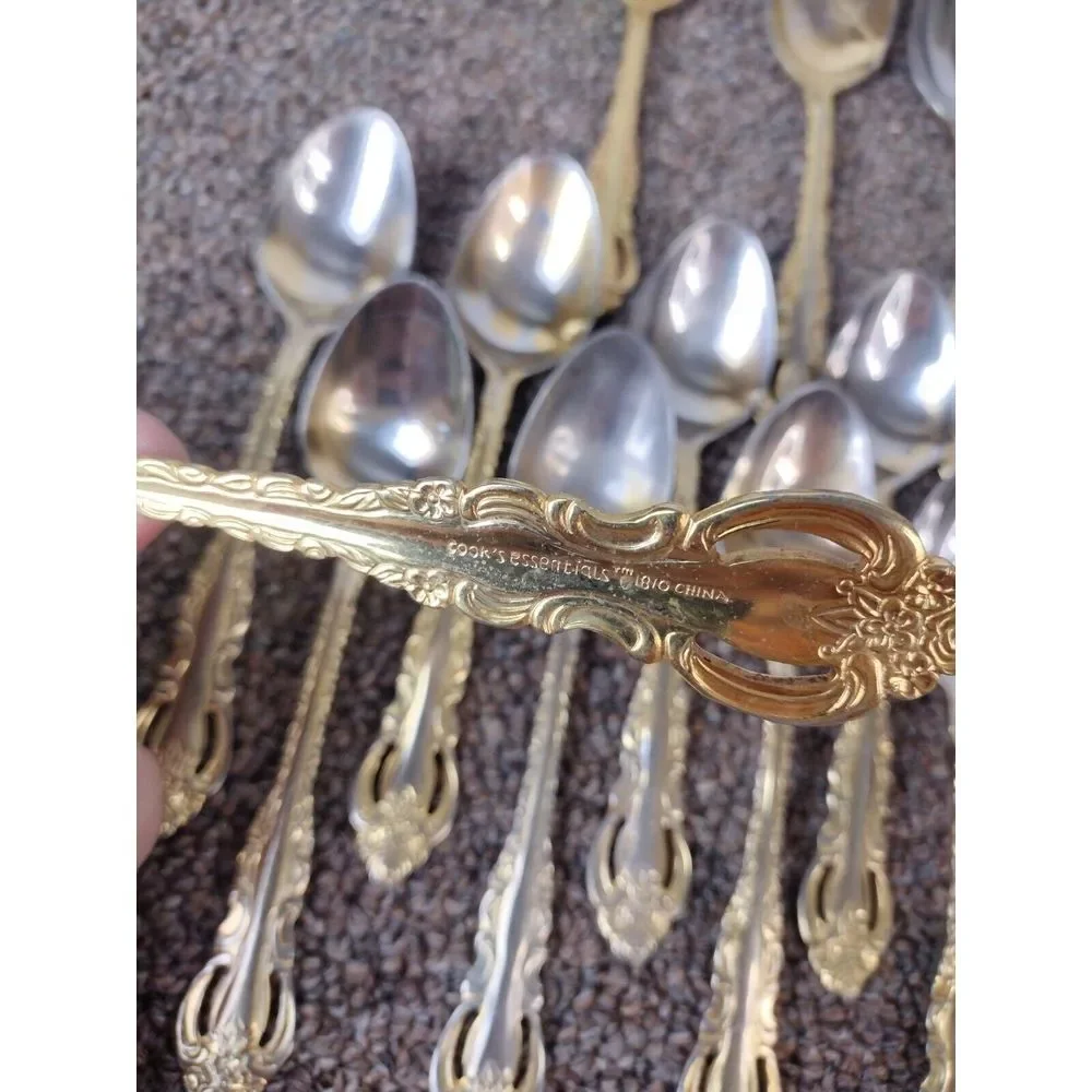 24 PIECES OF COOK'S ESSENTIALS 18/10 STAINLESS STEEL FLATWARE WITH GOLD ACCENTS